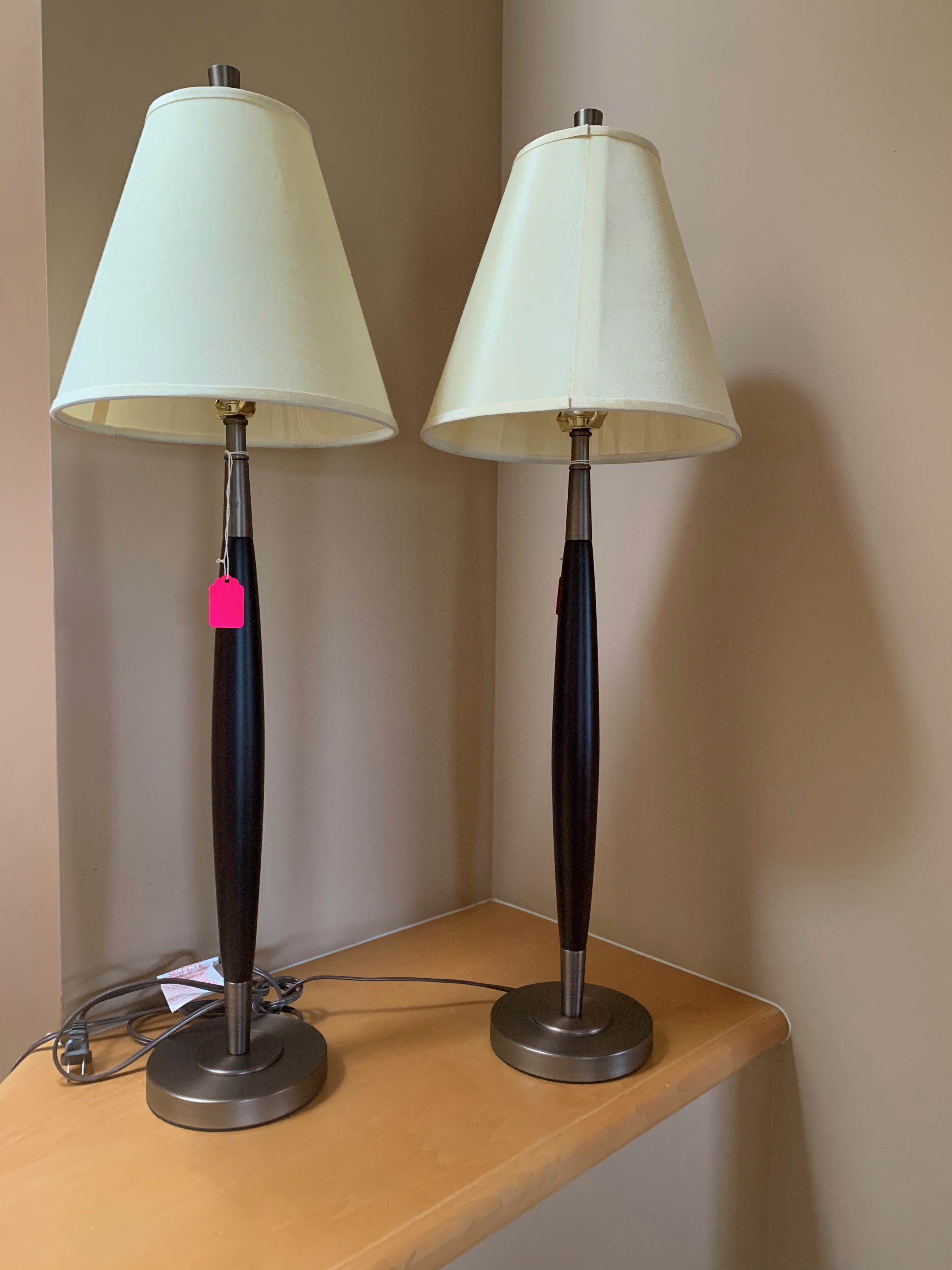 2-Matching Lamps with beige shades photo 1